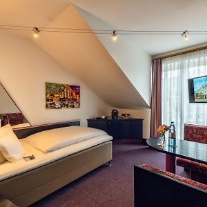 Einzelzimmer im Nebengebäude